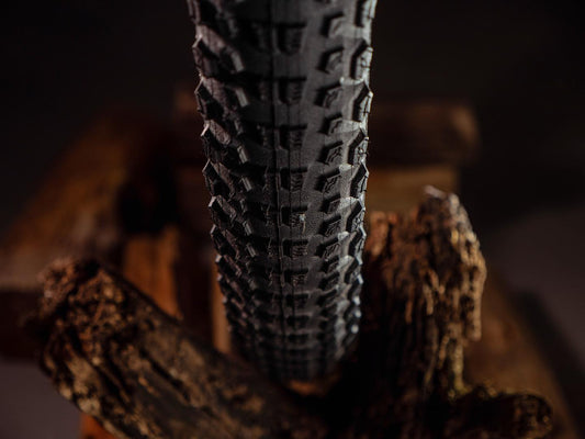 Llanta Peak Ultimate 29x2.25 Goodyear