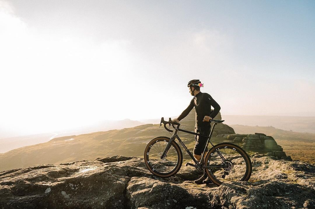 Llanta Connector Ultimate 700x40 Goodyear